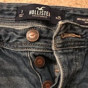 Hollister x high rise boyfriend shorts
